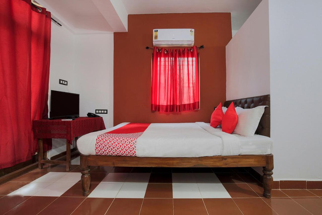 Braganza Guest House Baga Εξωτερικό φωτογραφία